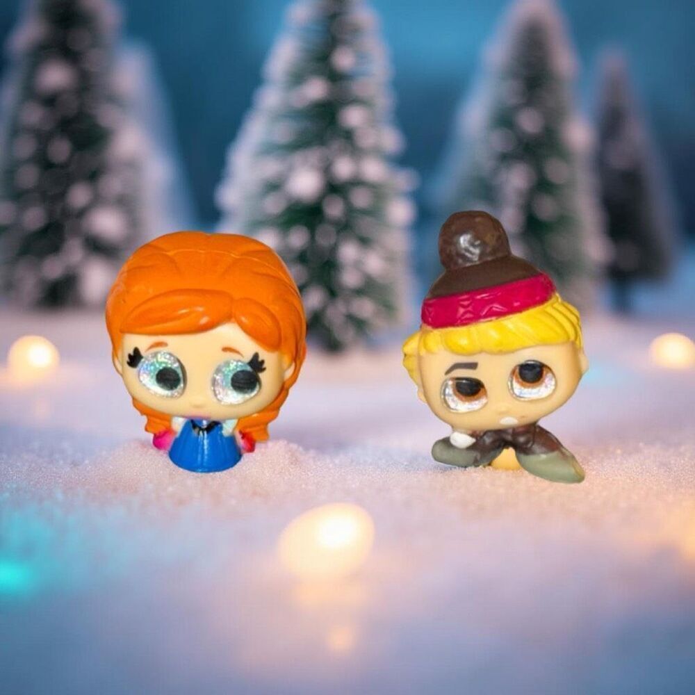 Rare Season 1 Disney Doorables “Frozen” Anna & Kristoff Figure Mini 1” B10